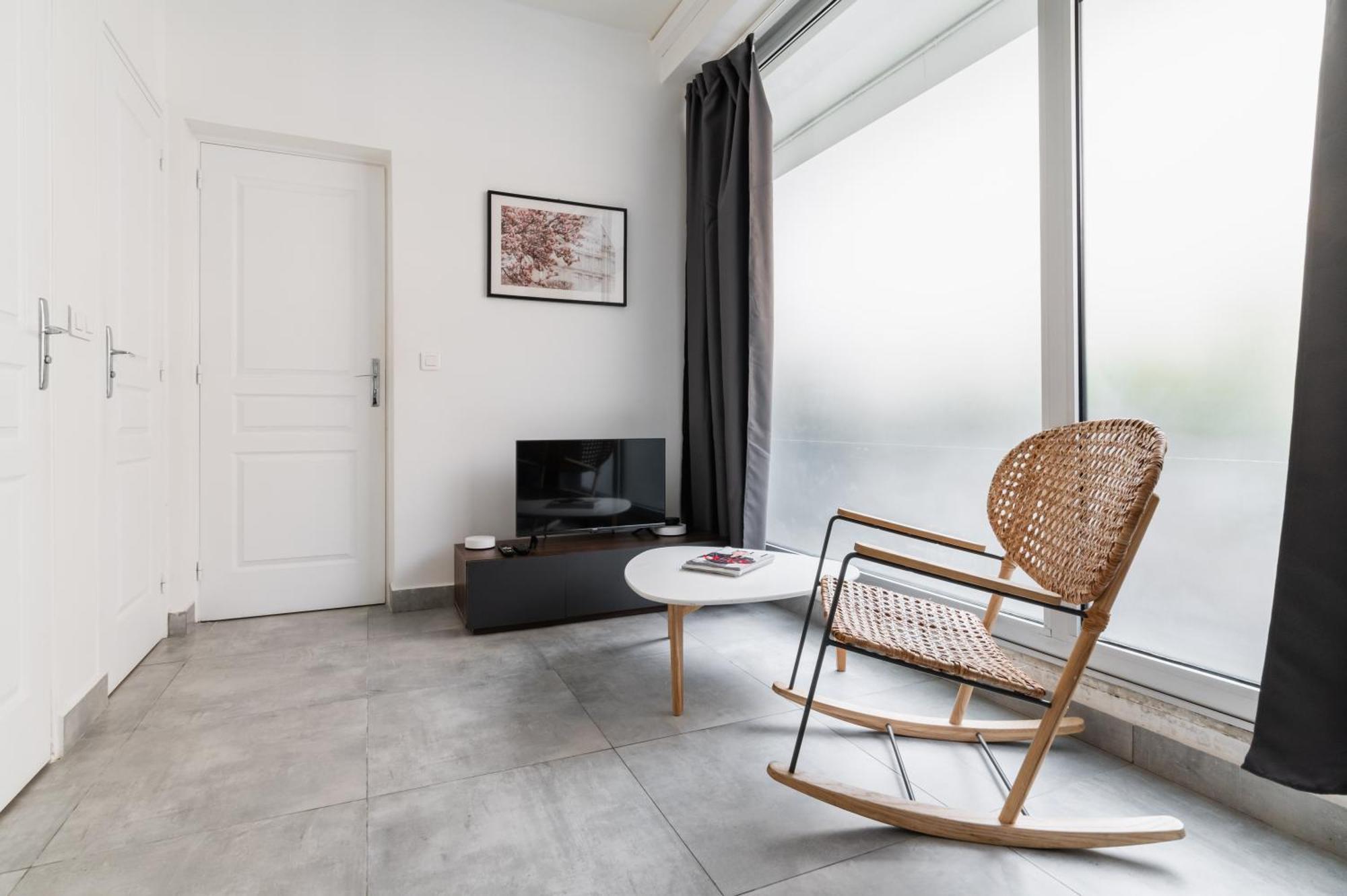 Charmant Appartement Calme Place Du Trocadero - 4P - Flat-Guest パリ エクステリア 写真